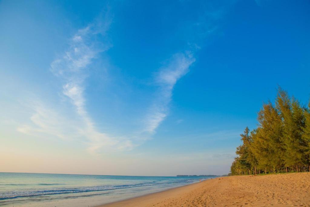 Khaolak Benzotel Khao Lak Exterior photo