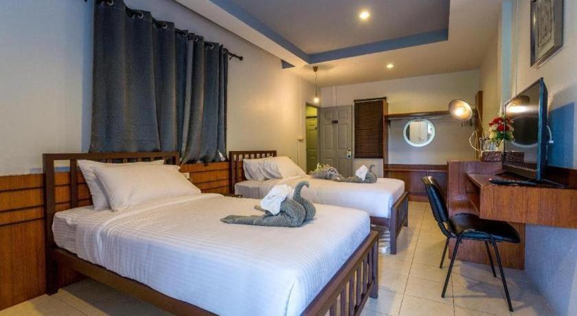 Khaolak Benzotel Khao Lak Exterior photo