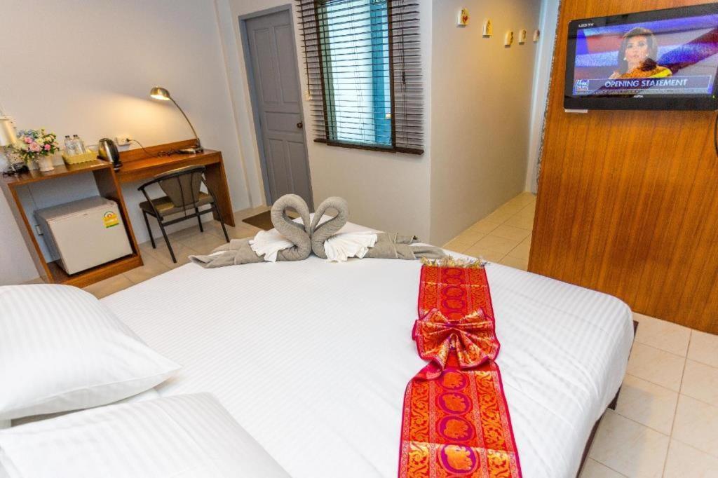 Khaolak Benzotel Khao Lak Exterior photo